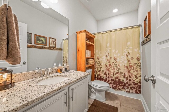 8056 Stream Ridge Rd, Pensacola, FL 32526 - full bath featuring tile patterned floors, toilet, vanity, and recessed lighting