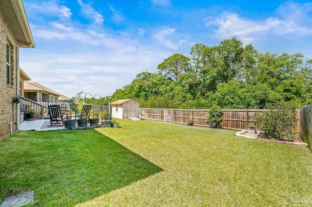 8056 Stream Ridge Rd, Pensacola, FL 32526 - view of yard with a patio area, a storage shed, and an outdoor structure