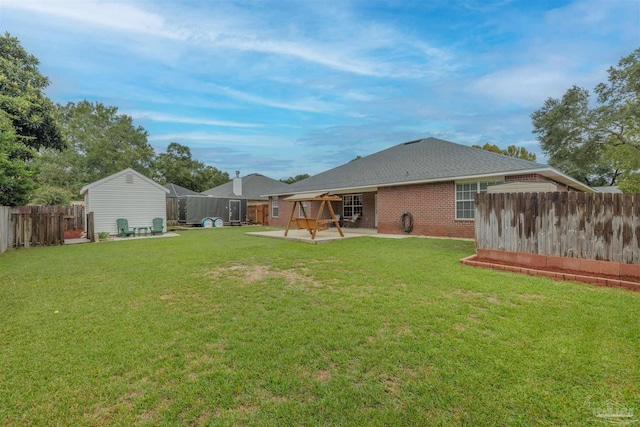 view of yard featuring a patio