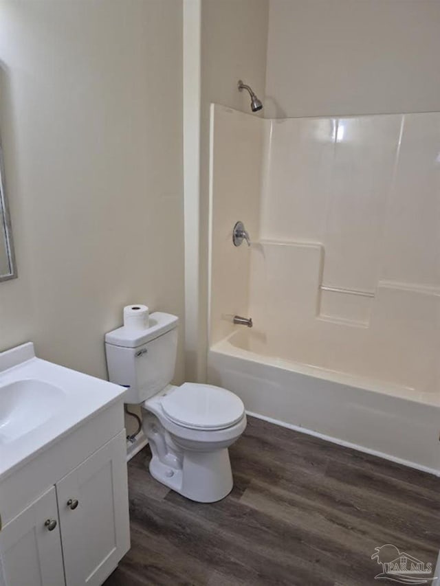 2008 Augusta Ave, Pensacola, FL 32507 - full bathroom featuring wood finished floors, toilet, bathing tub / shower combination, and vanity