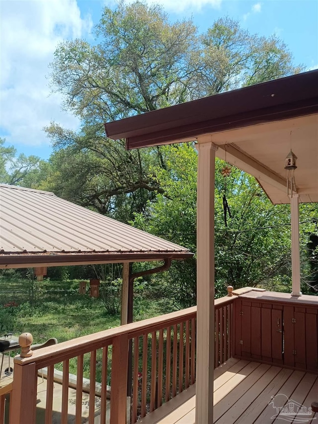 4801 Berryhill Rd, Milton, FL 32570 - view of wooden terrace