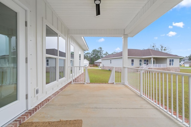 view of patio / terrace with covered porch