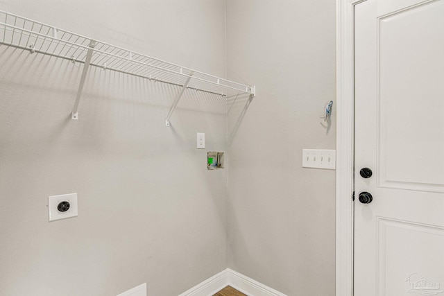 laundry room with hookup for an electric dryer and washer hookup