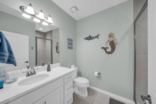 full bath with tiled shower, tile patterned floors, toilet, baseboards, and visible vents
