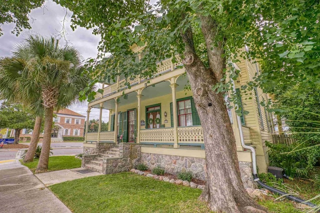 view of front of property with covered porch