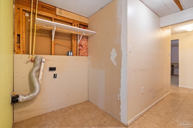 laundry room featuring washer hookup