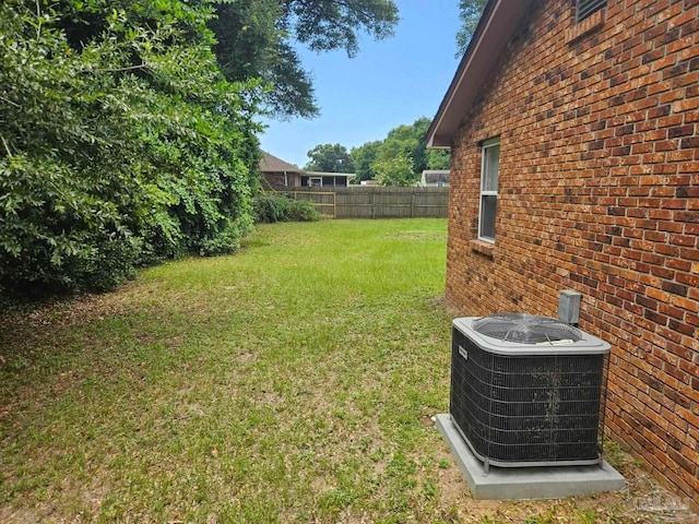 view of yard featuring cooling unit