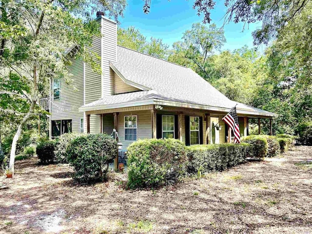 view of front of house featuring covered porch