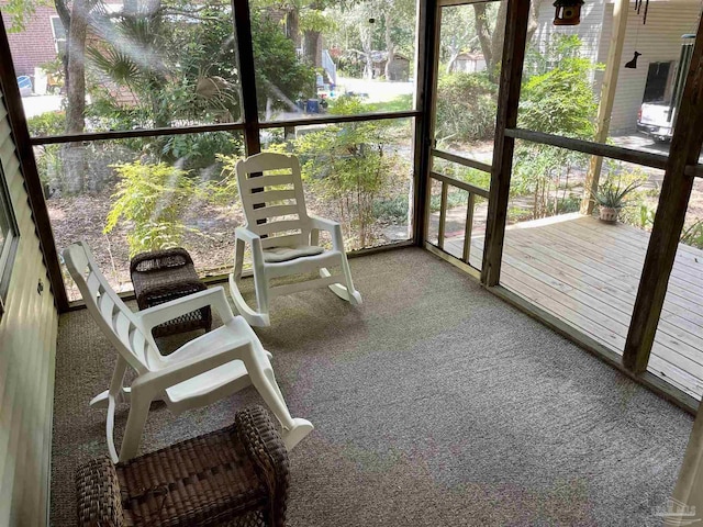 unfurnished sunroom with a healthy amount of sunlight