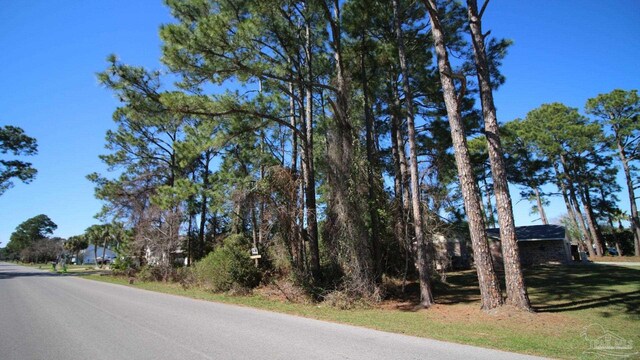 3212 Duke Dr, Gulf Breeze, FL 32563