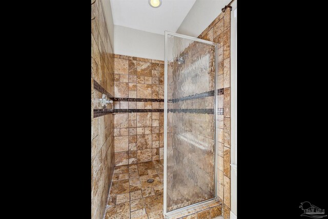 6814 Cedar Lake Dr, Pensacola, FL 32526 - room details with a shower stall