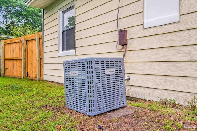 4905 State St, Pensacola, FL 32506 - exterior view of cooling unit and fence