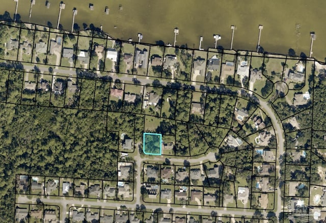 3878 Captains Ct, Gulf Breeze, FL 32563
