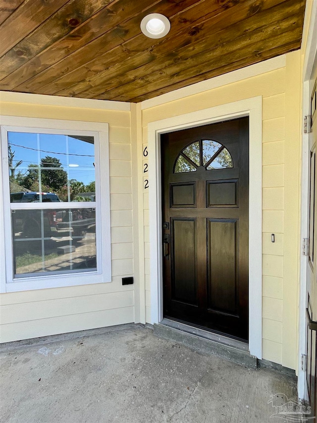 view of entrance to property