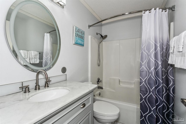 4122 Cobia St, Pensacola, FL 32507 - full bath featuring a textured ceiling, shower / bath combo, vanity, toilet, and crown molding