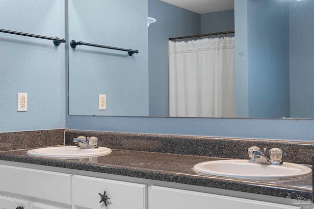 7850 Amethyst Dr, Pensacola, FL 32506 - full bathroom with double vanity and curtained shower