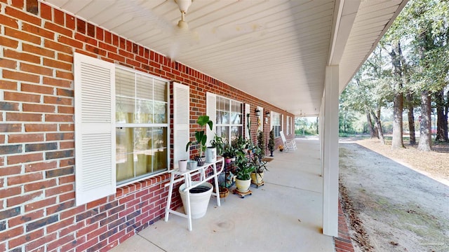 view of patio / terrace with covered porch