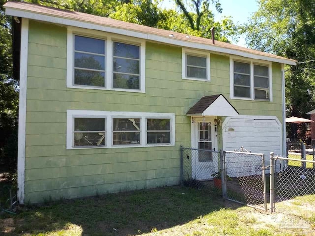 view of front of house