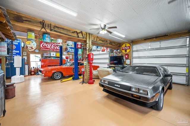 garage with ceiling fan