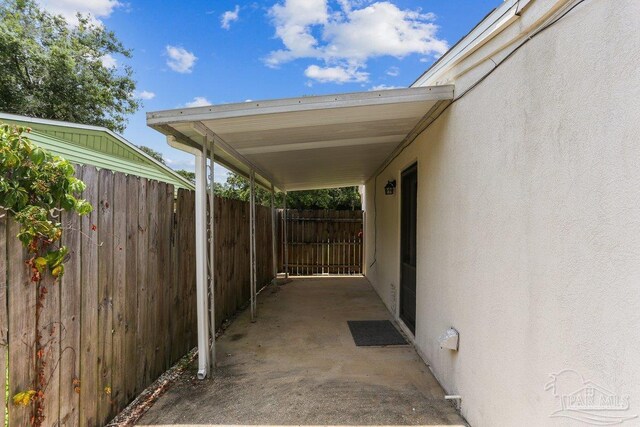4662 Oakland Dr, Pensacola, FL 32526 - view of patio / terrace
