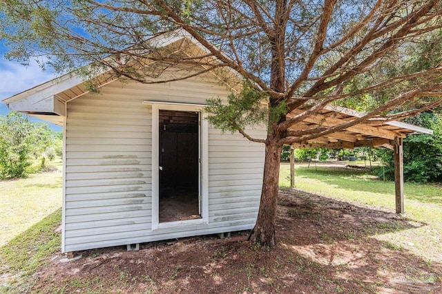 10449 Bernice Rd, Milton, FL 32583 - view of shed
