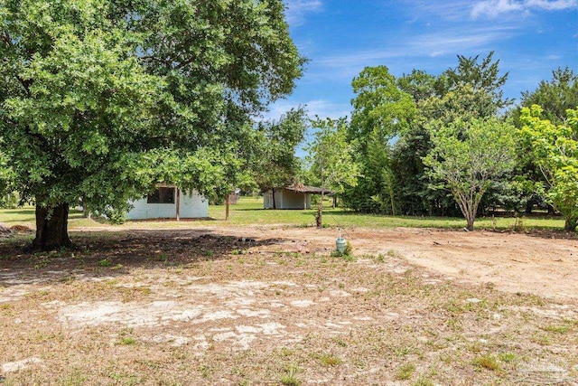 10449 Bernice Rd, Milton, FL 32583 - view of yard
