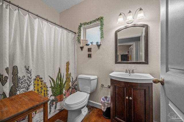 bathroom featuring vanity, baseboards, toilet, and a shower with shower curtain