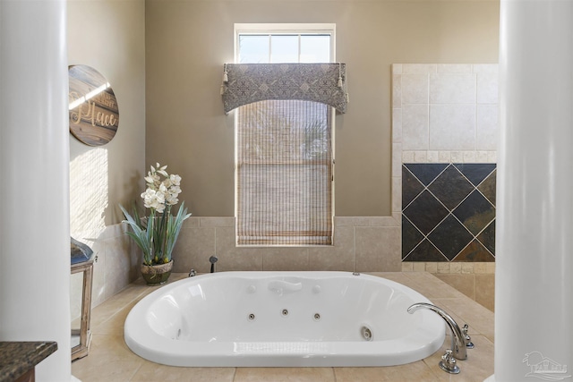 bathroom with a washtub