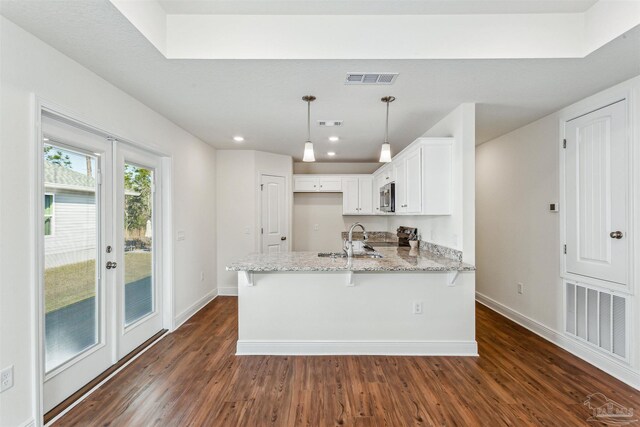 unfurnished bedroom with carpet floors and a closet