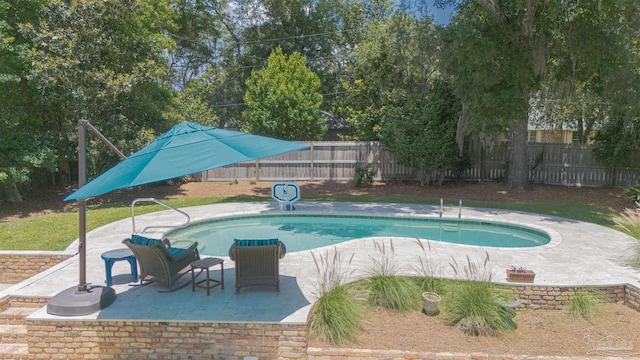 334 Andrew Jackson Trl, Gulf Breeze, FL 32561 - view of pool featuring a fenced backyard and a patio area