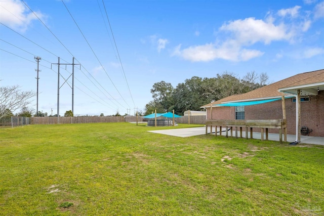 view of yard featuring a patio