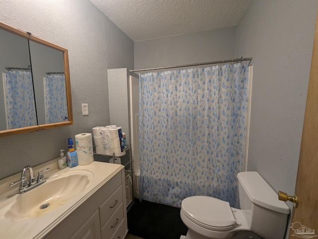 bathroom featuring toilet, shower / tub combo with curtain, a textured ceiling, vanity, and a textured wall