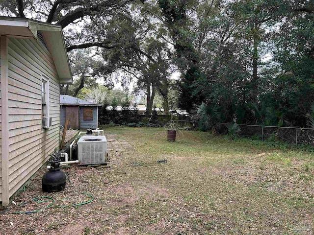 view of yard featuring central AC unit