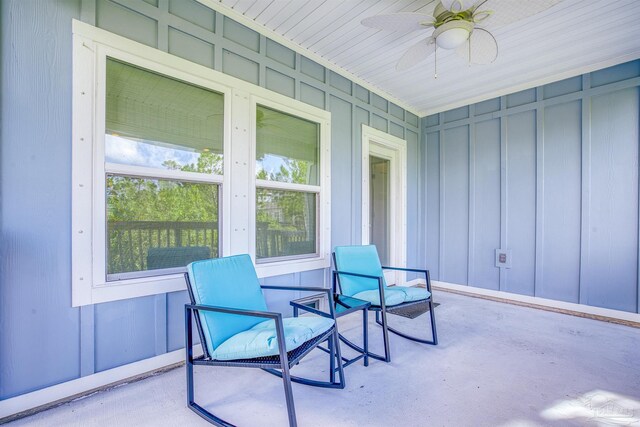 view of patio with ceiling fan