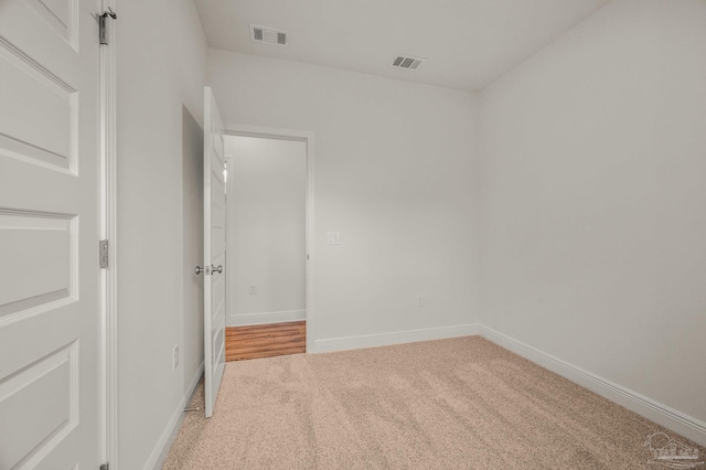 520 K St, Pensacola, FL 32501 - empty room featuring carpet flooring and baseboards