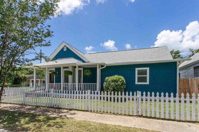 view of front of house