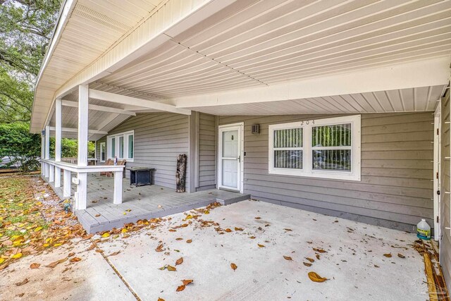 204 Camelia St, Gulf Breeze, FL 32561 - view of porch