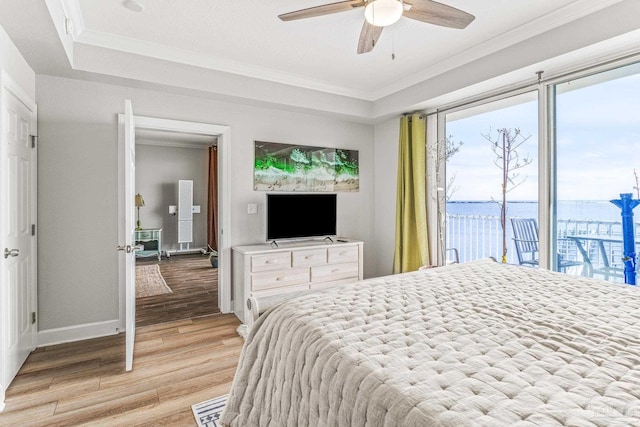 bedroom featuring ceiling fan, access to exterior, crown molding, and light hardwood / wood-style floors