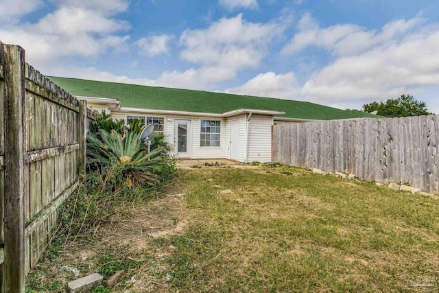 321 Loveland Cir, Pensacola, FL 32526 - view of yard