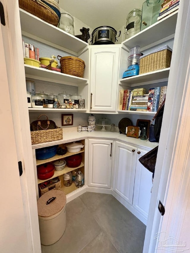 2367 Greenbrier Blvd, Pensacola, FL 32514 - view of storage area