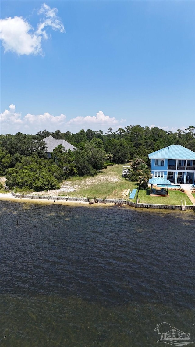 Listing photo 3 for 2959 Bay St, Gulf Breeze FL 32563