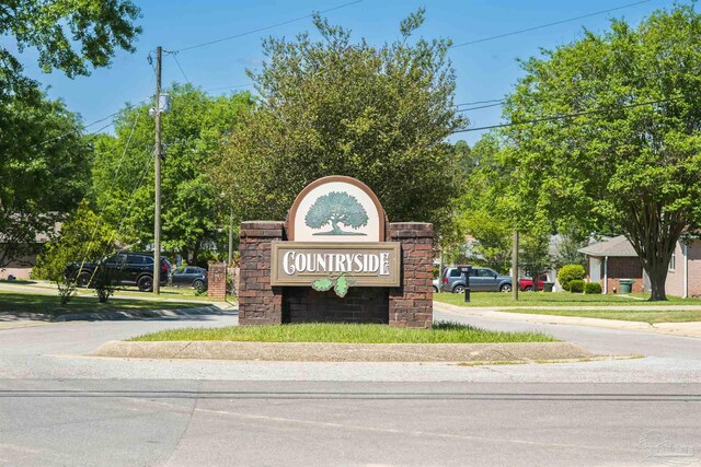 308 Twisted Oak Dr, Cantonment, FL 32533 - view of community sign