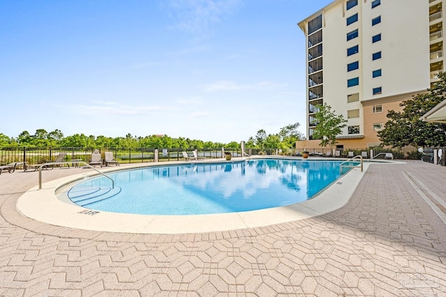 612 Lost Key Dr Unit 702-B, Pensacola, FL 32507 - view of community pool