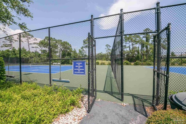 612 Lost Key Dr Unit 702-B, Pensacola, FL 32507 - view of tennis court