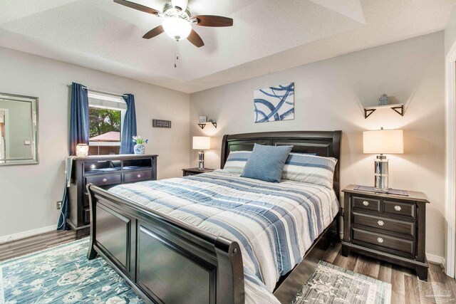 905 Shadow Ridge Dr, Pensacola, FL 32514 - bedroom with wood finished floors, baseboards, and ceiling fan