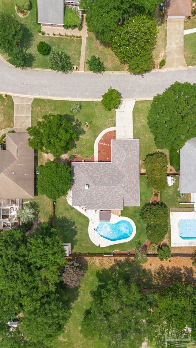 905 Shadow Ridge Dr, Pensacola, FL 32514 - bird's eye view of a pool area
