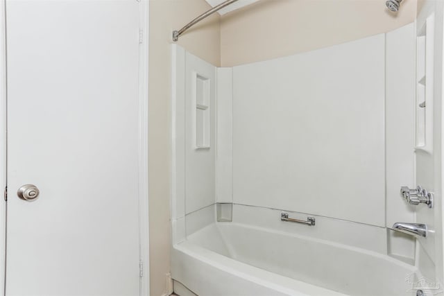 full bath with shower / bathing tub combination
