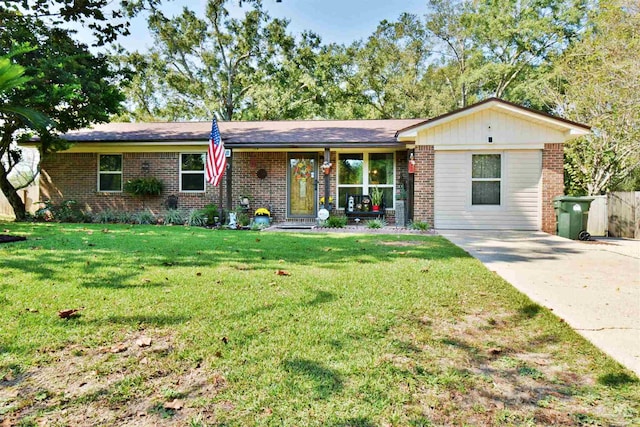 ranch-style home with a front lawn