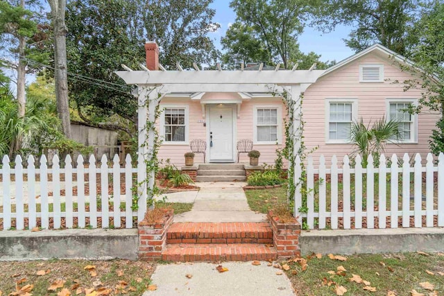 view of front of property