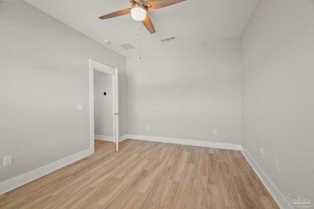 6264 Howie Way, Pace, FL 32571 - spare room featuring a ceiling fan and light wood-style floors